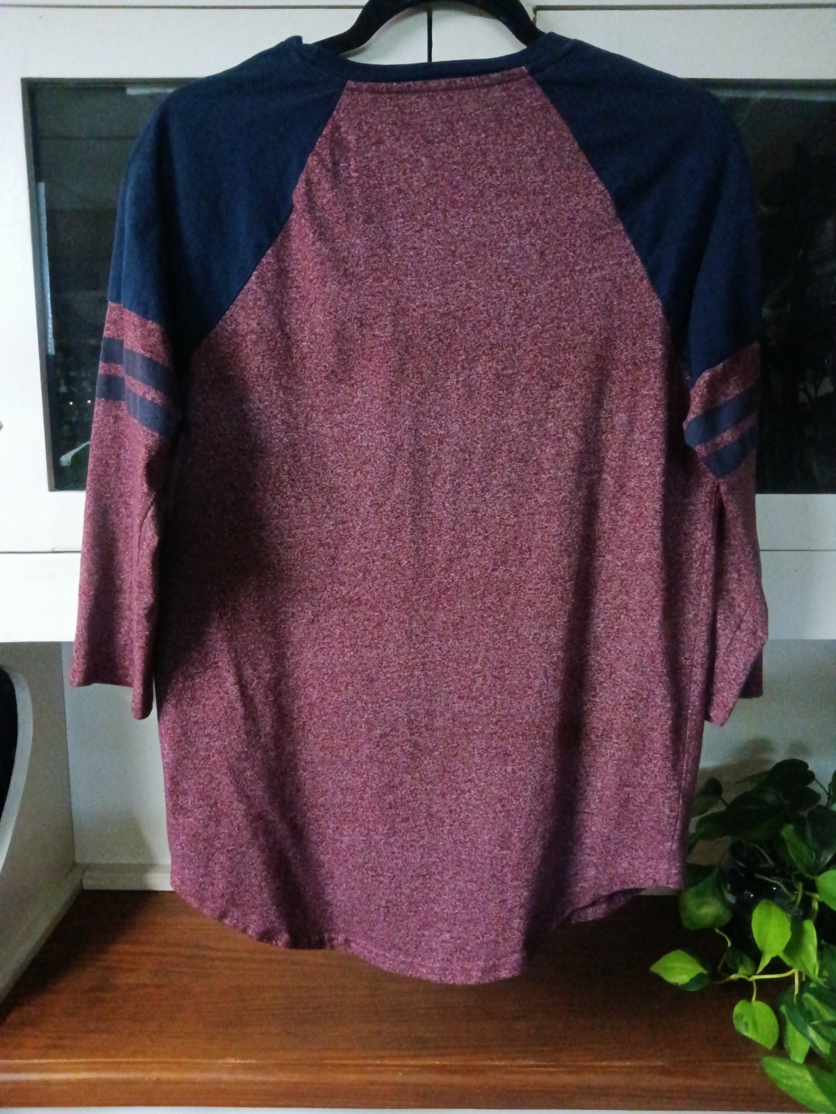 Carbon Men’s Longer Length Blue And Red Jersey Shirt Size S