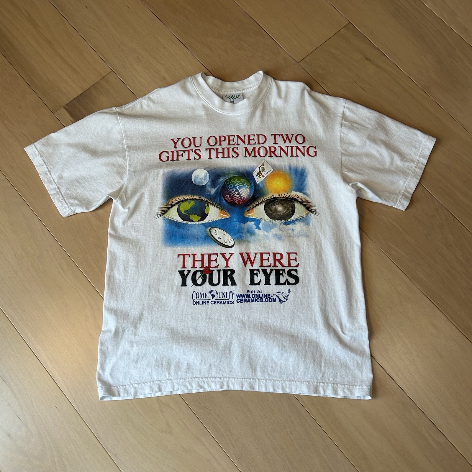 Online Ceramics Two Gifts Eyes Tee White Short Sleeve Men’s Large