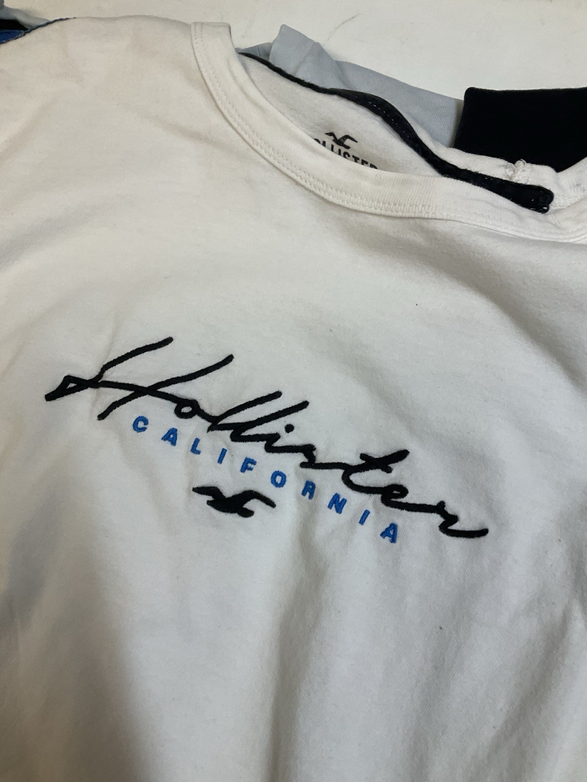Hollister Must-Have Collection M Medium Cotton Shirt Lot