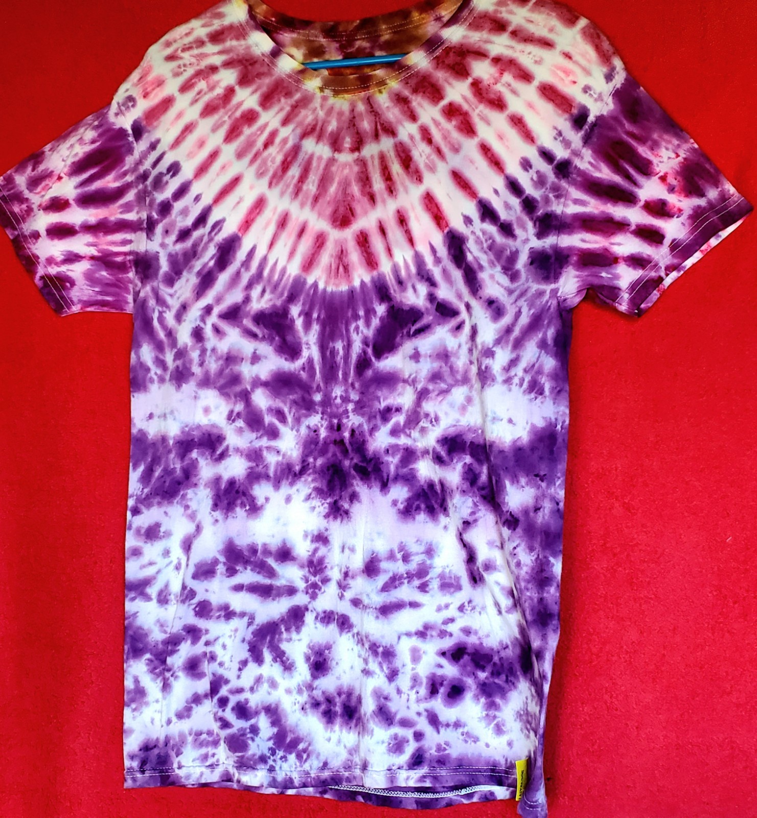 HANES SIZE MEDIUM 100% Cotton Tye Dyed Shirt Pre-washed WON’T FADE VERY SOFT