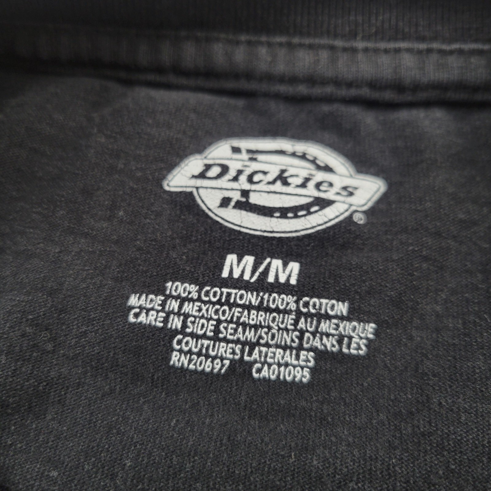 Dickies Shirt Mens M Black Pocket Tee Workwear Tagless Cotton Jersey Crewneck