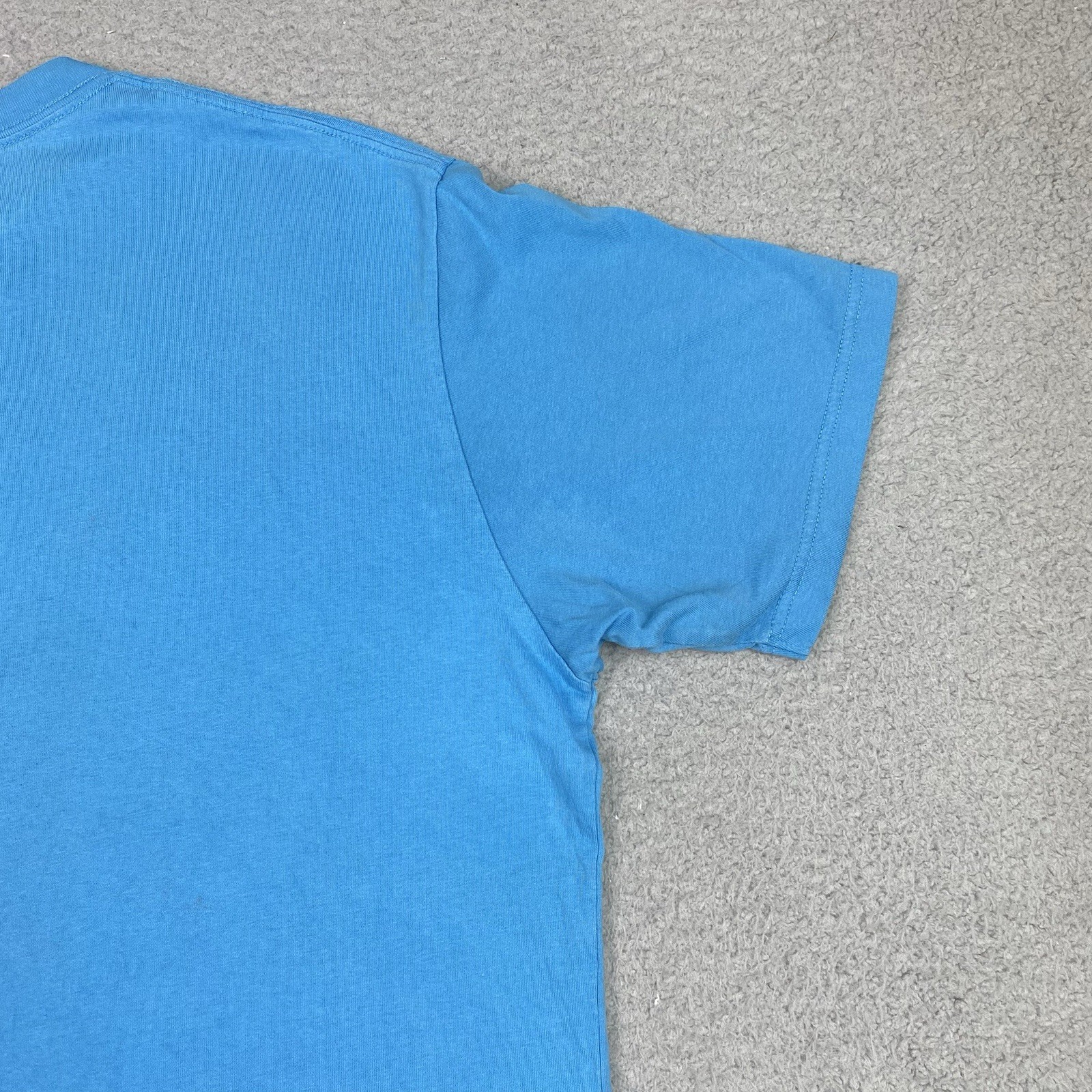 Uniqlo Metal Gear Solid 2 T Shirt Men’s Size L Blue Sons of Liberty *Flaws*