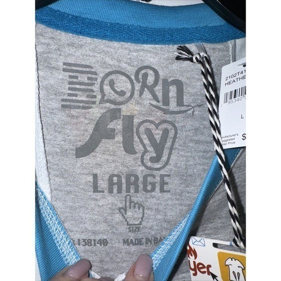 Born Fly T-Shirt Mens Large White Grey Colorblock Social Media Parody Streetwear