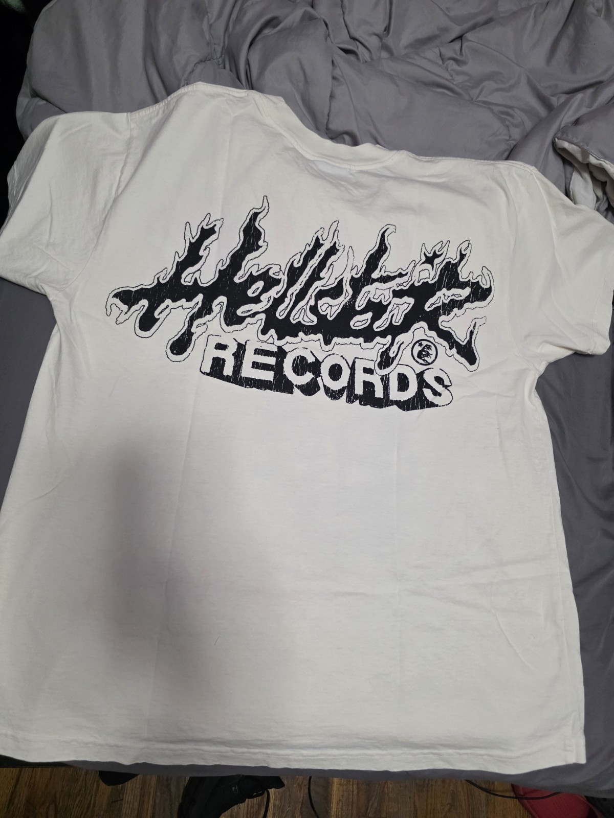 Hellstar “Is This What Heaven Sounds Like” White Men’s L Tee Short Sleeve Crew