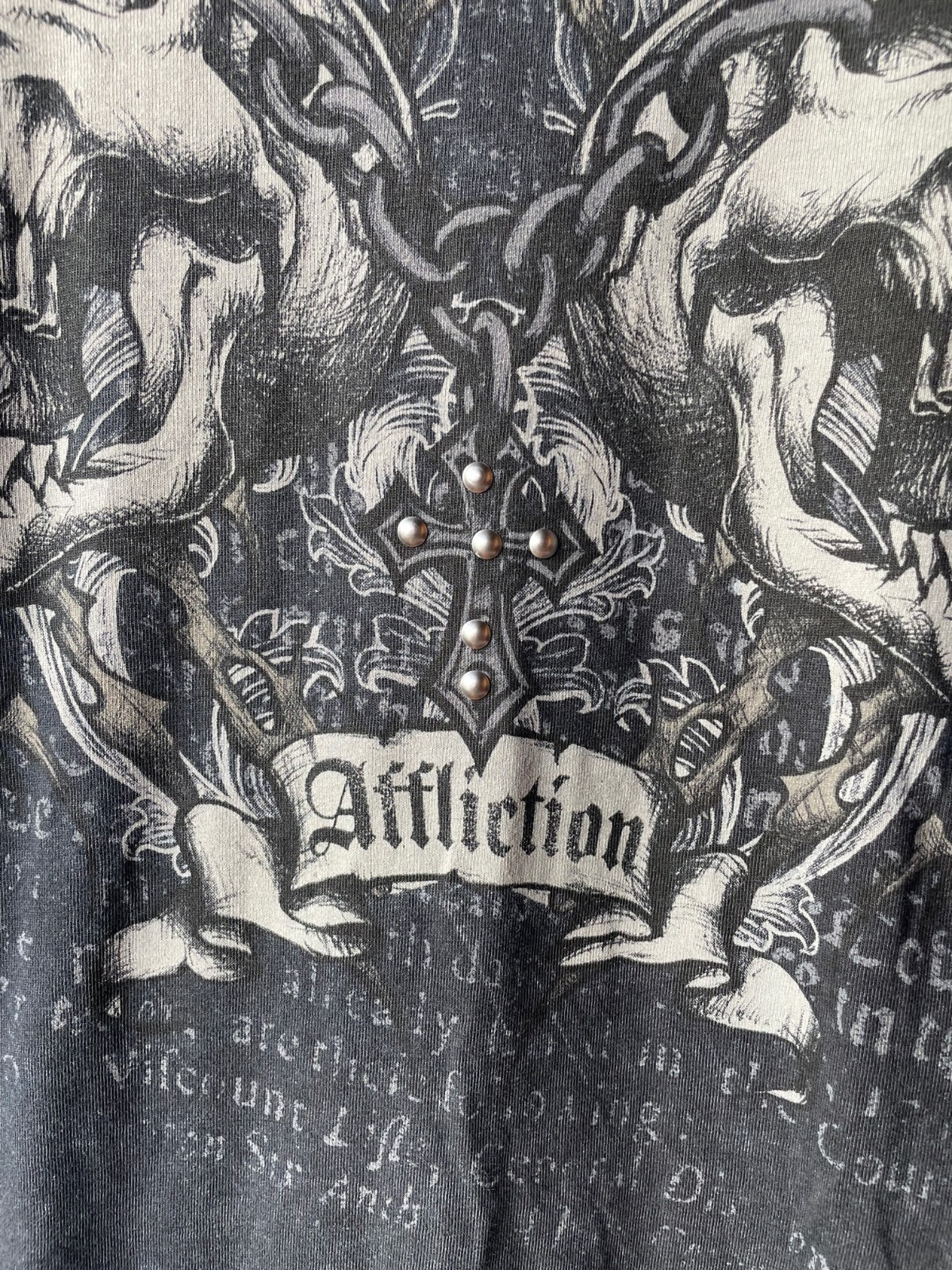 Affliction Double Skull Beaded Cross Graphic Black T-Shirt Men’s Large
