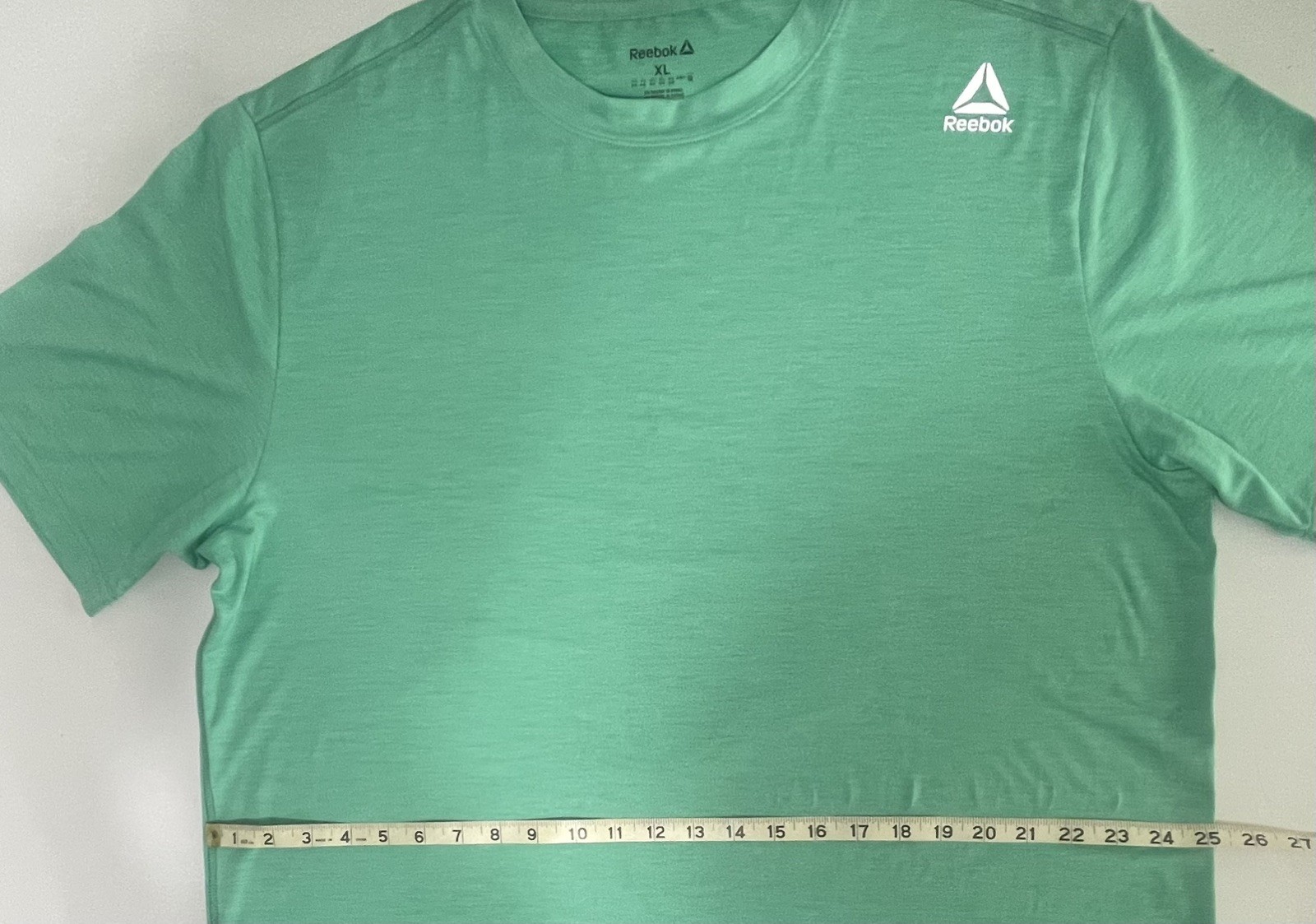 Green Reebox XL polyester/spandex short sleeve t-shirt