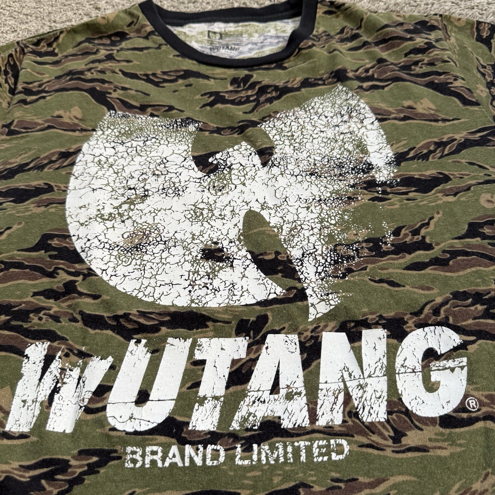 🔴Wu-Tang Shirt Size Large Camouflage Wu Shattered Design WuTang Brand Ltd Rare