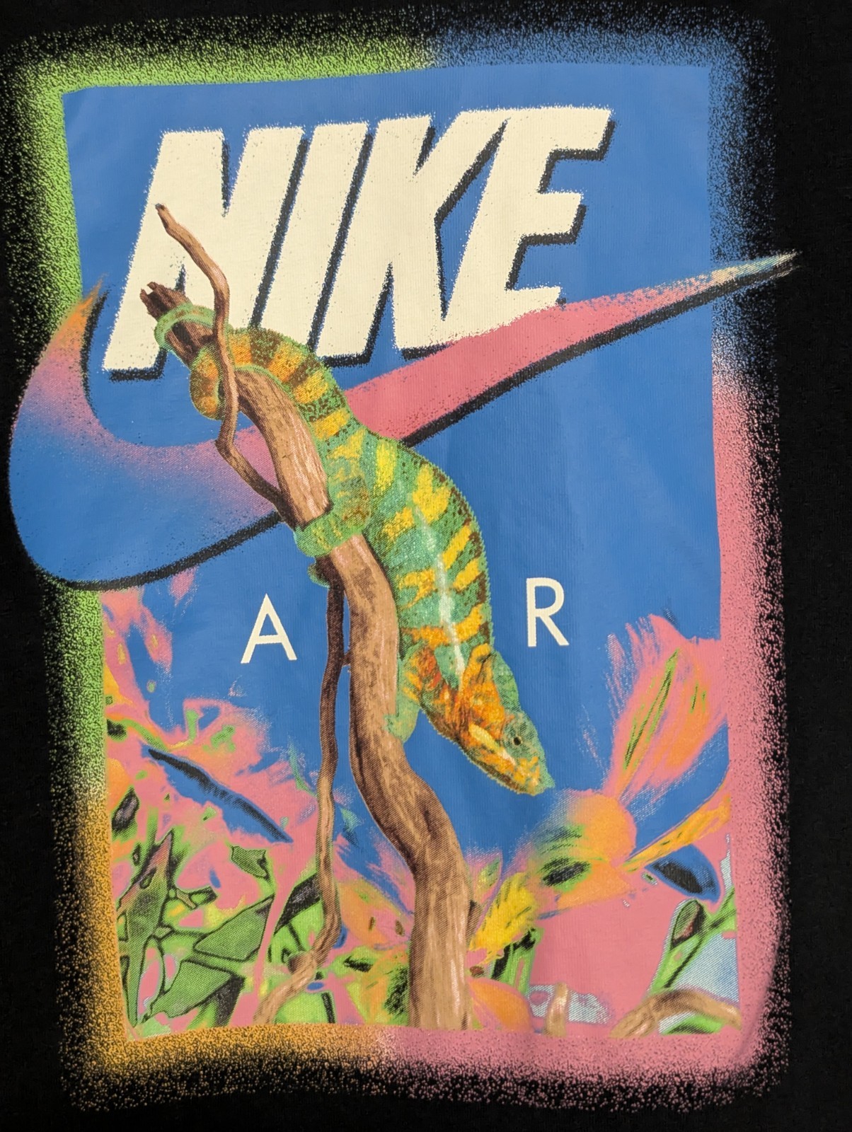 Nike Air Men’s Medium Black Lizard T-Shirt – Rare Vibrant Graphic🦎