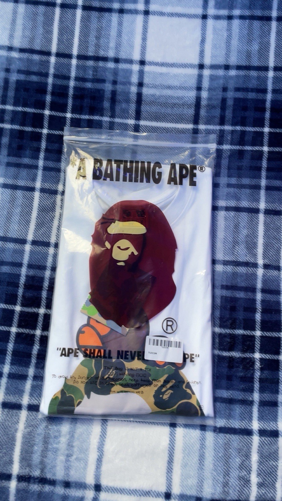A Bathing Ape Men’s M White Ape Head Camo Graphic Print Crew Neck T-Shirt