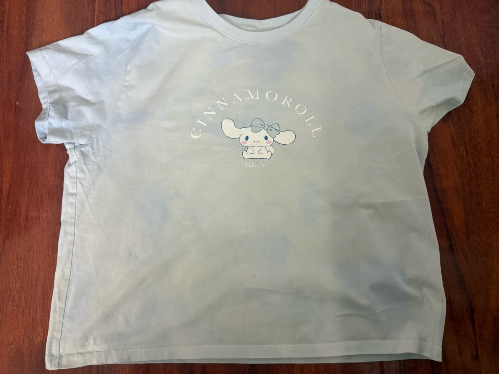 UNIQLO × Sanrio Characters CINNAMOROLL GRAPHIC T-shirts Cropped Size XL