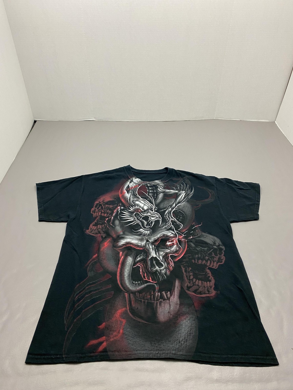 Skull Serpent Shirt Mens Medium Black Gothic Graphic Tee Red Lightning Tattoo