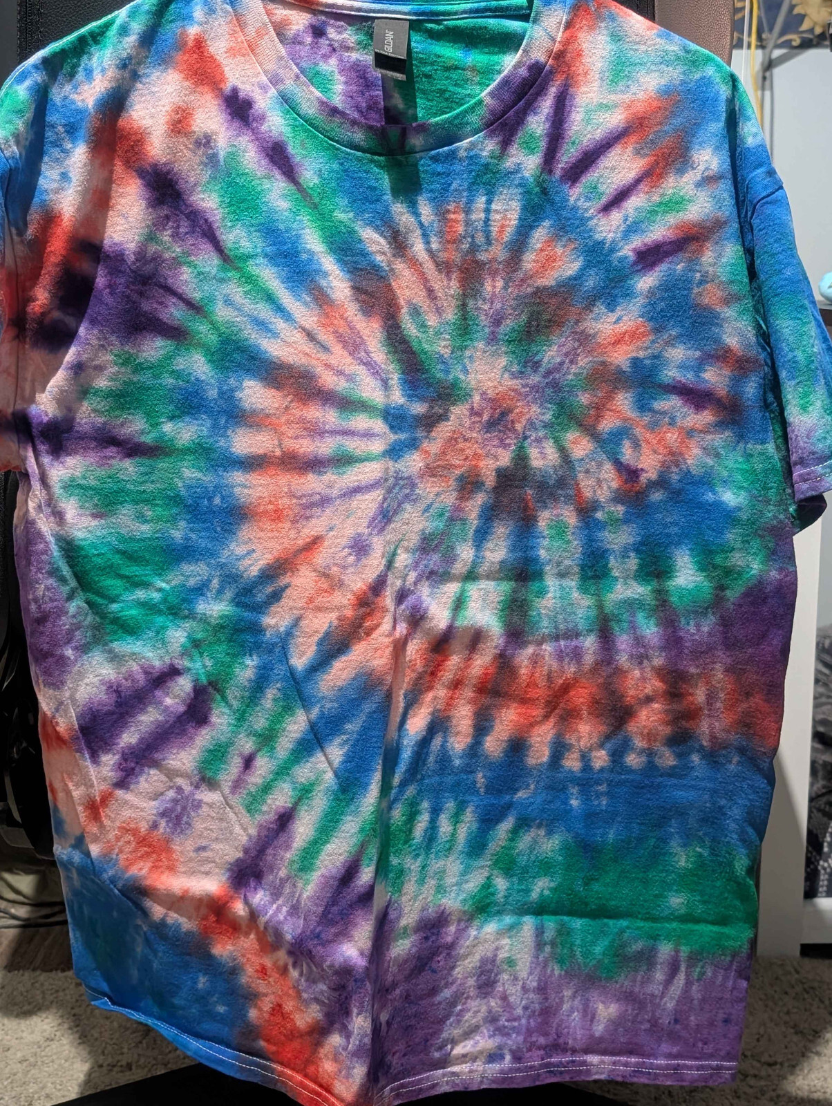 Custom Handmade Tie-Dye T-Shirt Multicolor Large Red Blue Green Purple