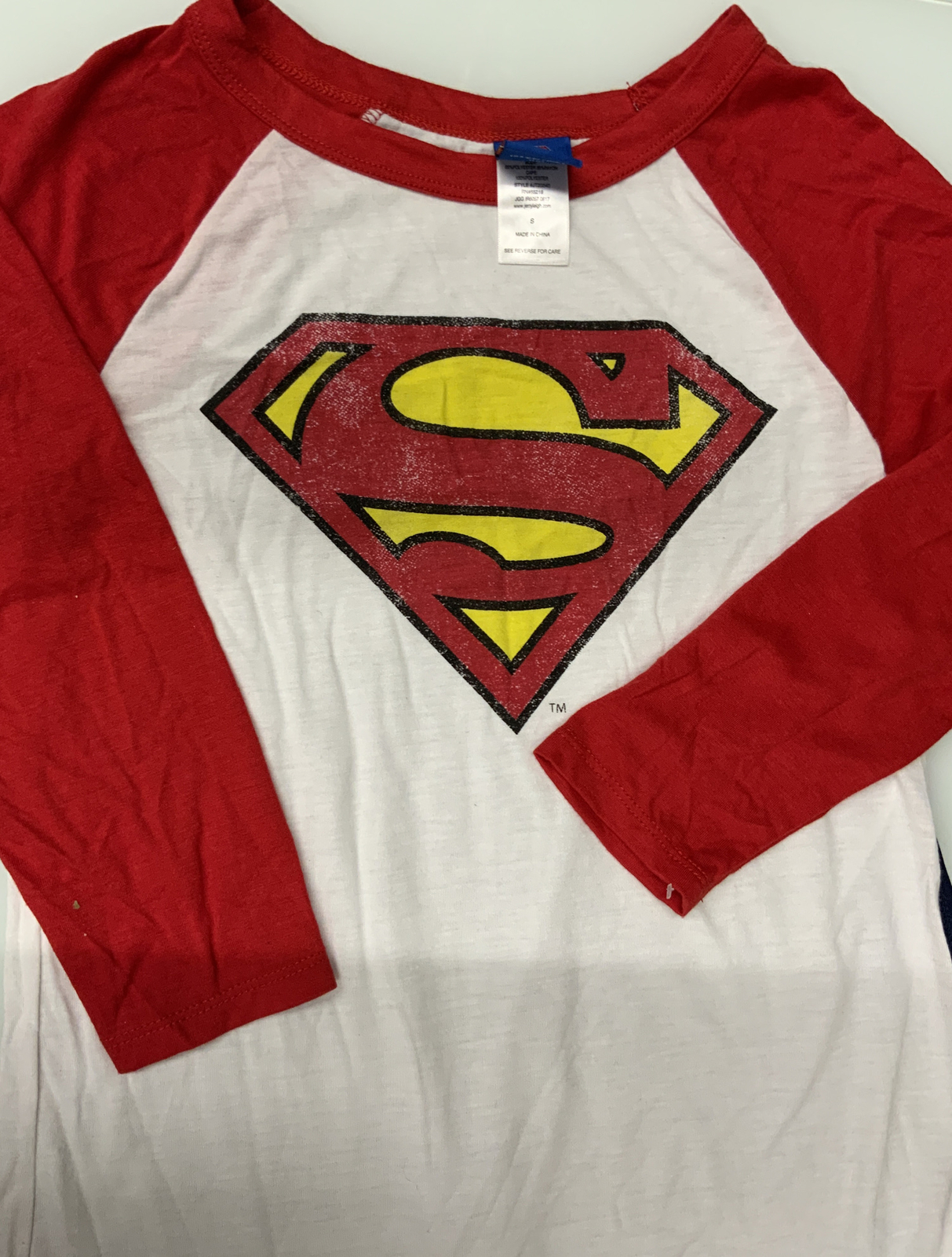 🧷 DC COMICS SUPERMAN WOMENS SHIRT WITH CAPE 🆕 as shown