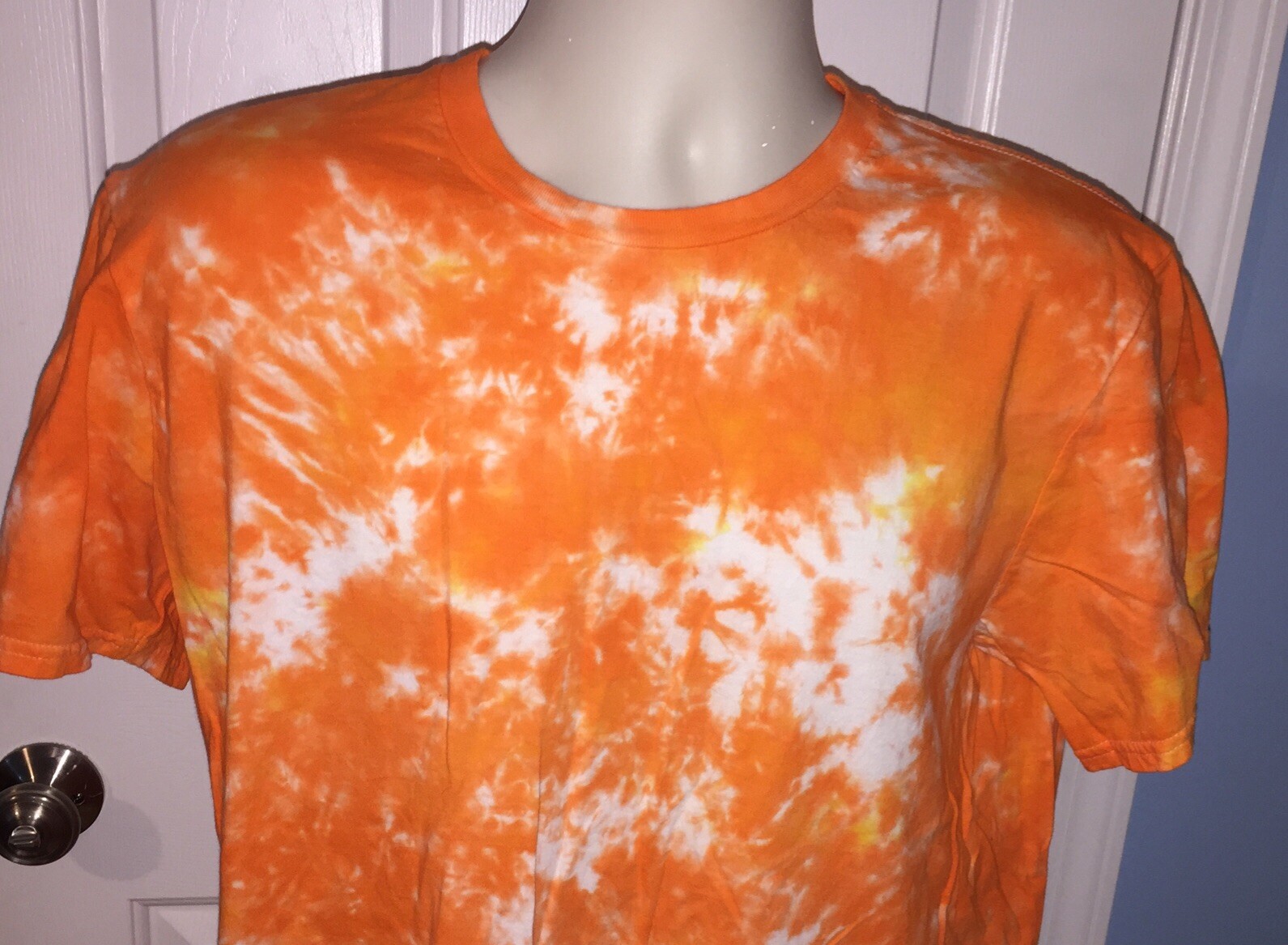 Gildan Soft Style Orange and White Tie Dye T-Shirt Large L
