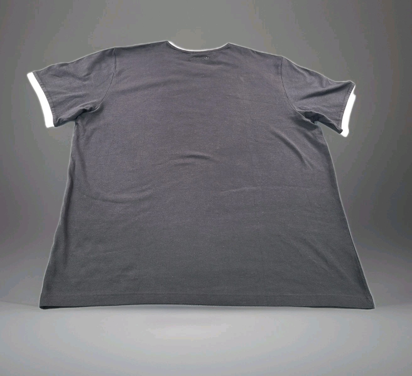 adidas Originals Men’s Simple Tee-Black JC8372 SIZE Large NEW WITH TAGS