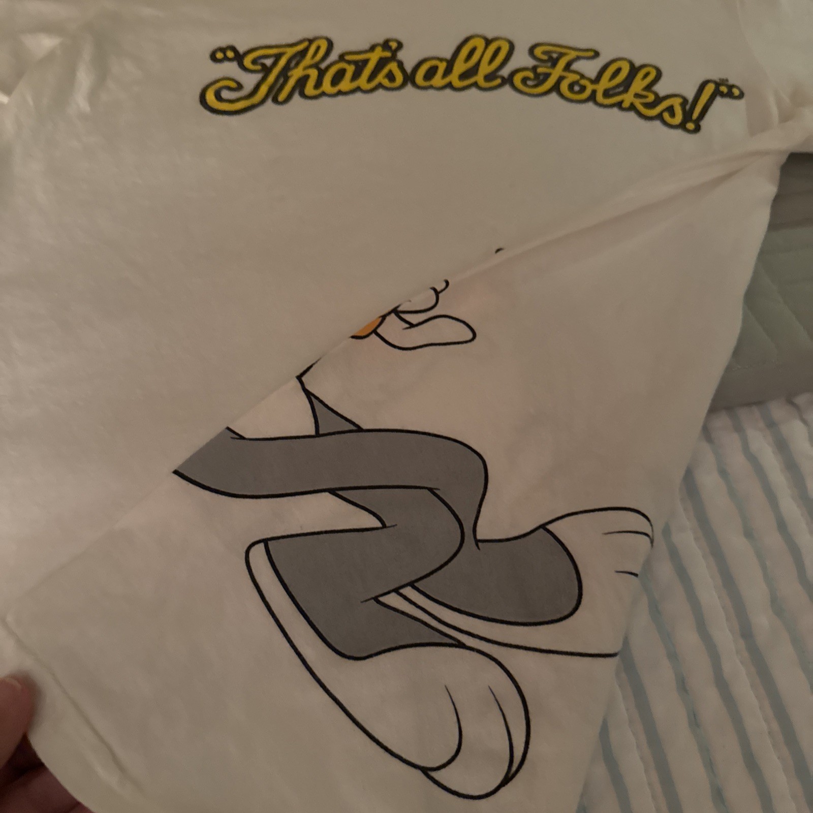 Looney Tunes Bug Bunny White T-shirt, Size Small. That’s All Folks!