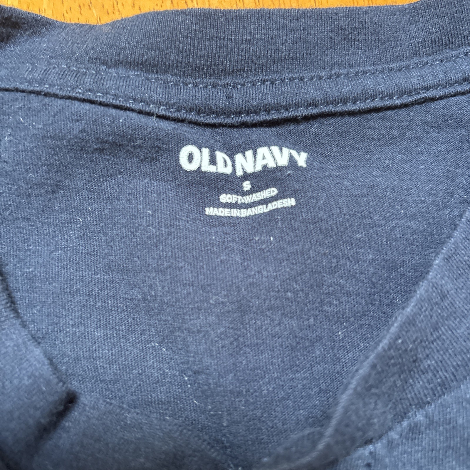 Old Navy Men’s Navy T-shirt Size Small