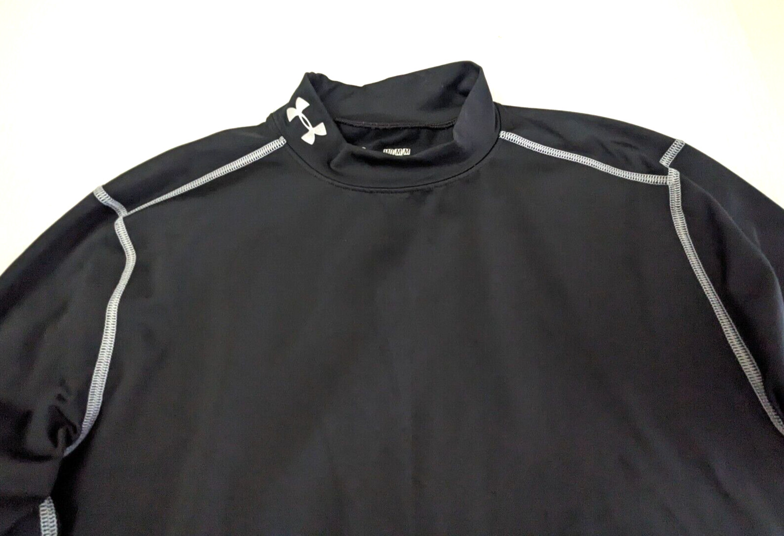 Under Armour Coldgear Black Long Sleeves Compression Shirt Size M Brand New