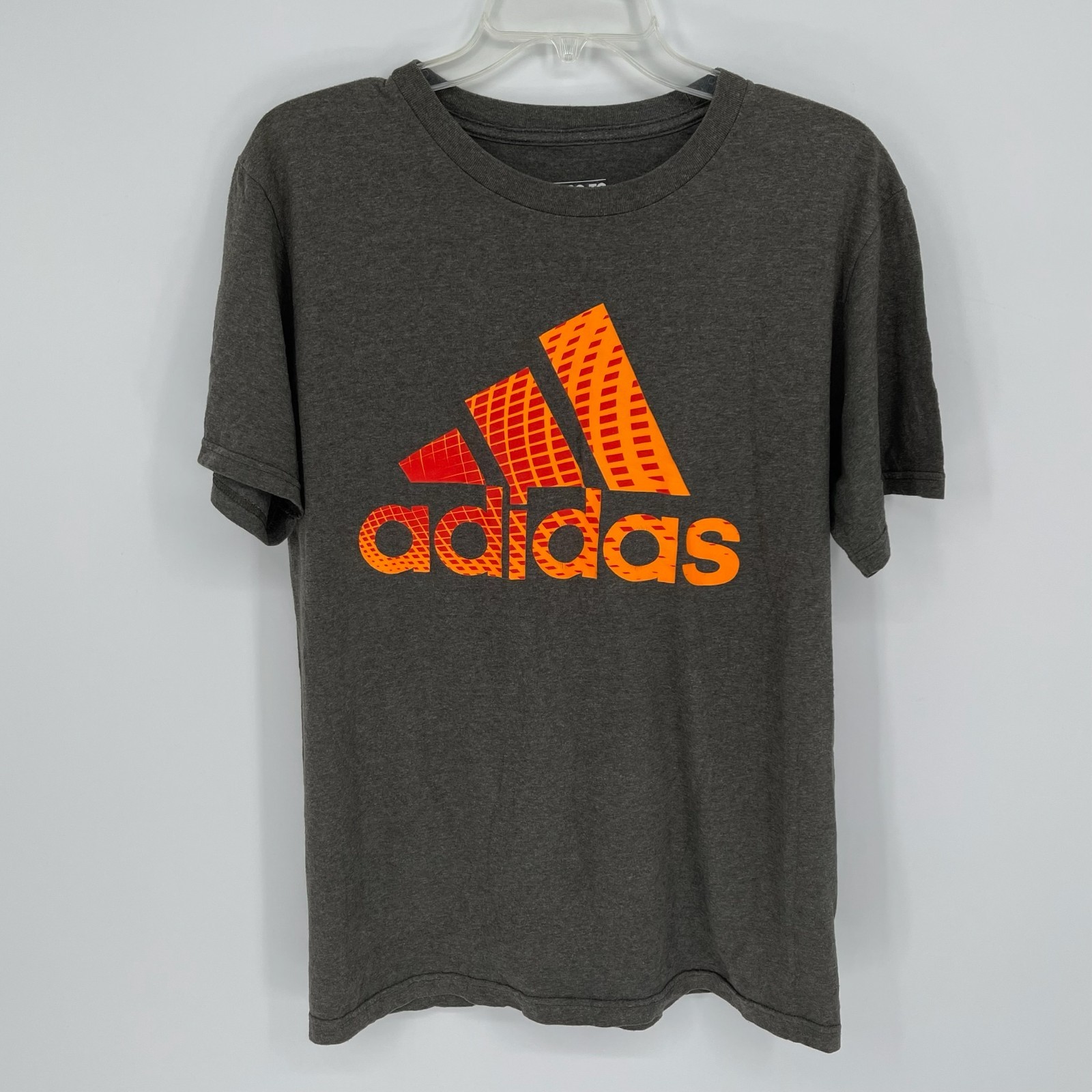 Adidas Men’s Gray Go-To Badge Of Sport Logo Gym Workout Graphic T-Shirt Size M