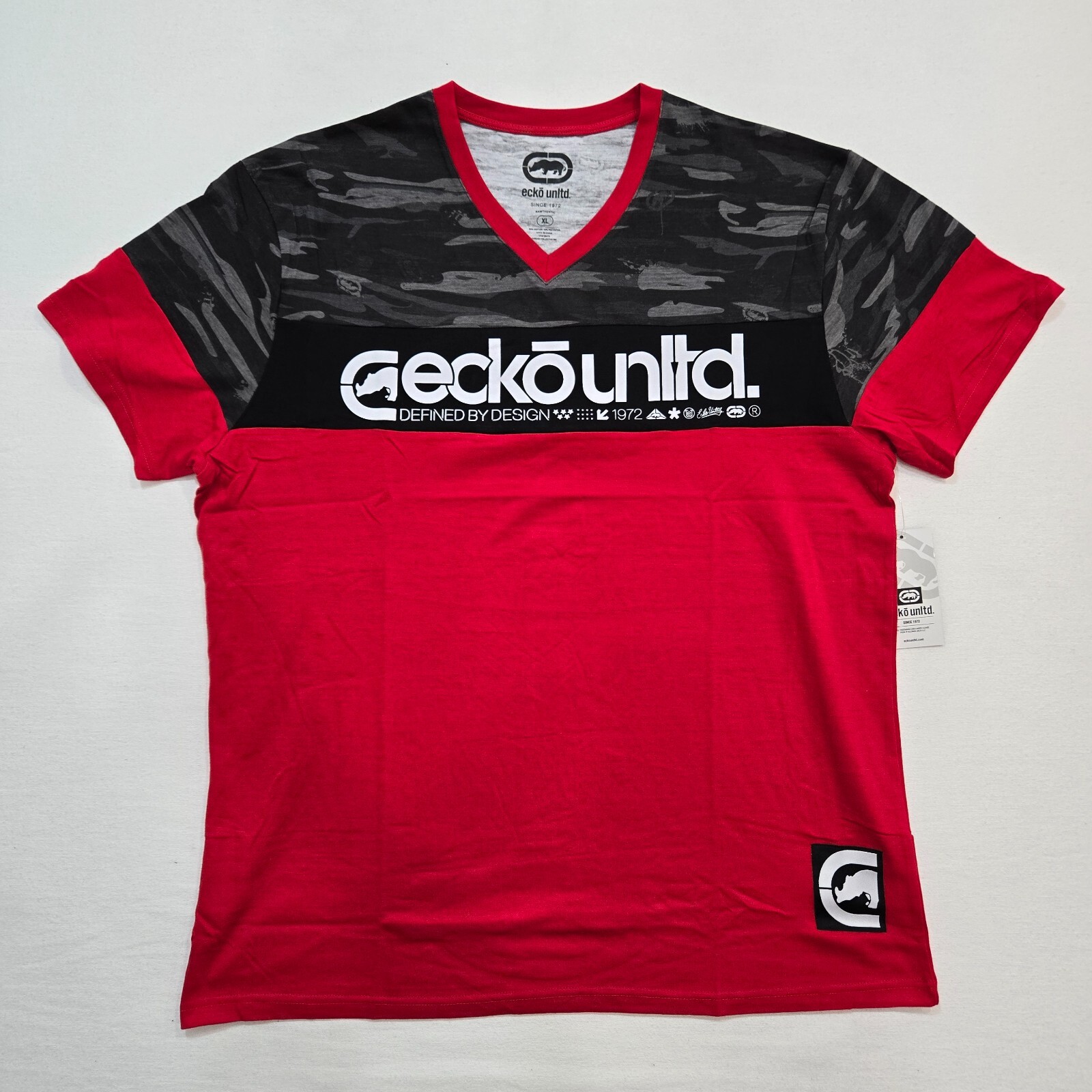 Ecko Unltd Men’s T-Shirt True Red Black Camo Design Graphic V-Neck EO31K806