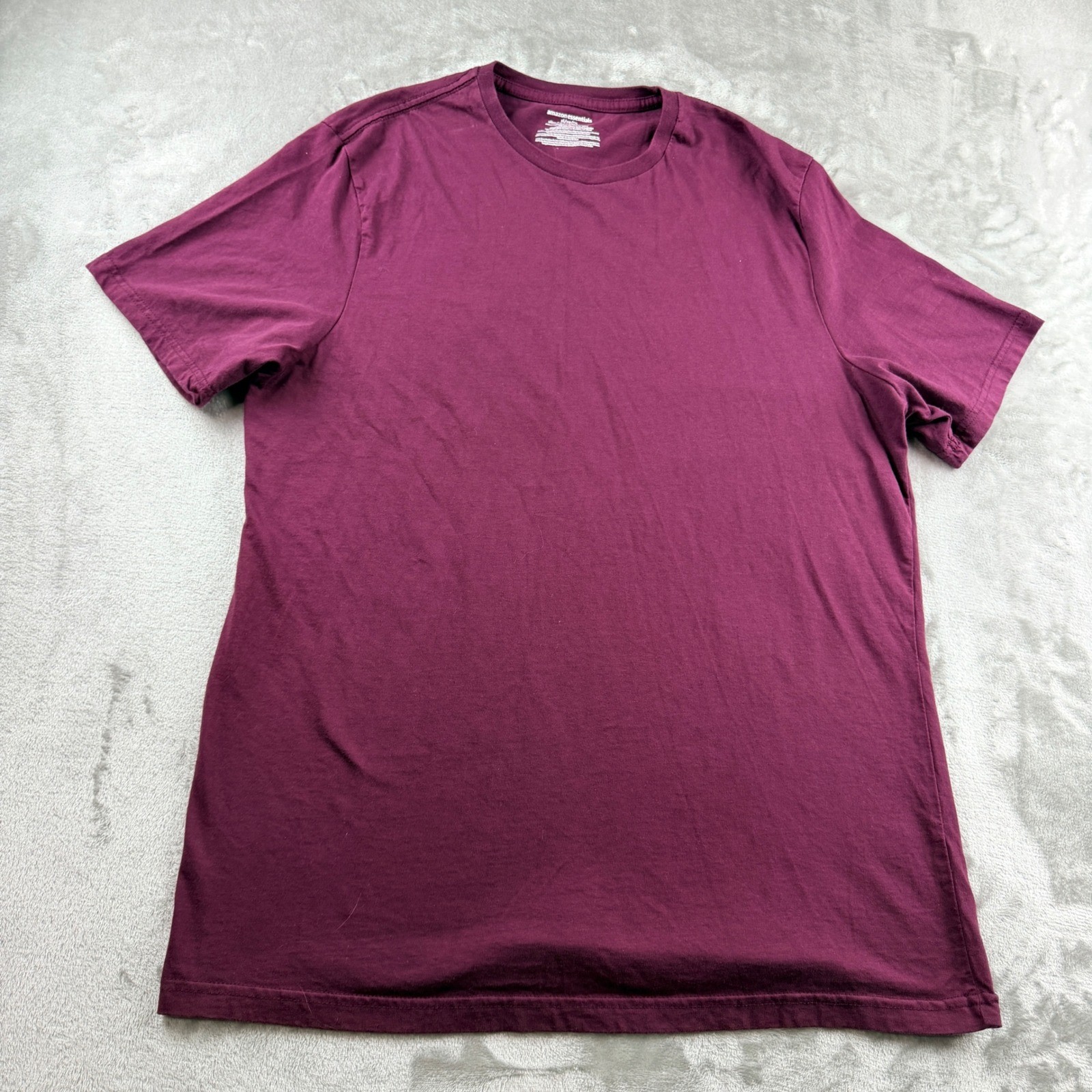 Amazon Essentials Men’s XL Slim Fit Short Sleeve Crewneck T-Shirt Burgundy