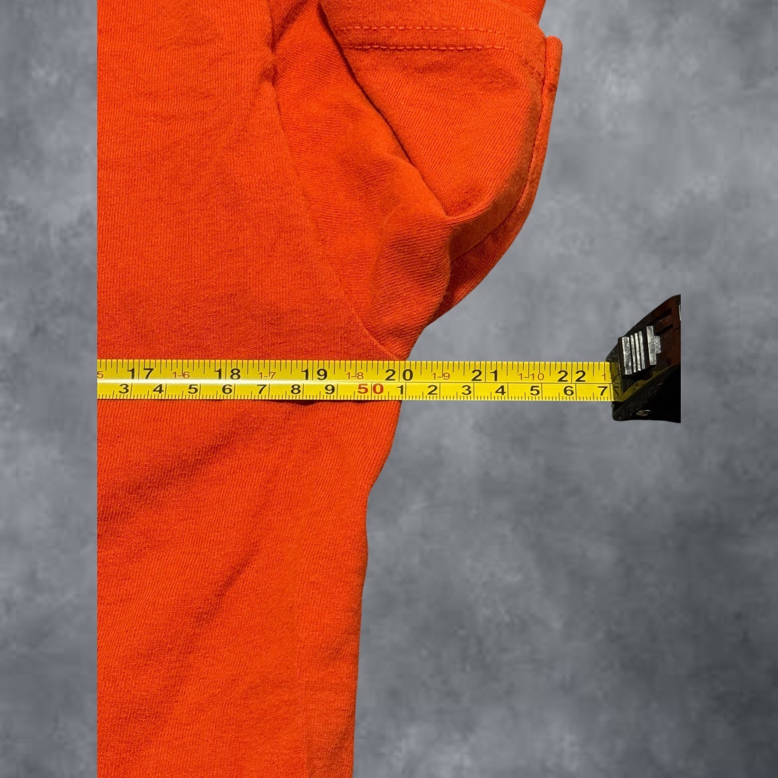 Fruit of the Loom Reno Nevada The Biggest Little City Orange Graphic T-Shirt L
