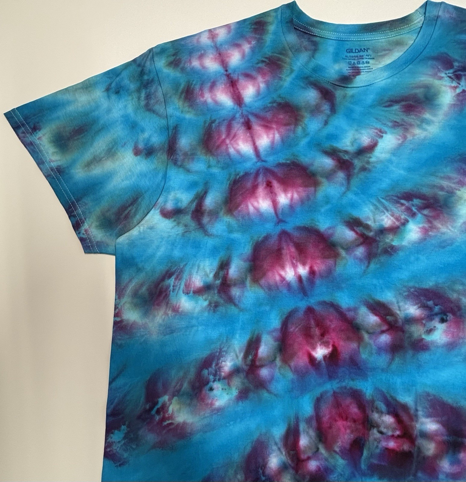 Handmade Ice Tie Dye Adult T-Shirt Unisex Size XL Multicolored Gildan Tee NEW