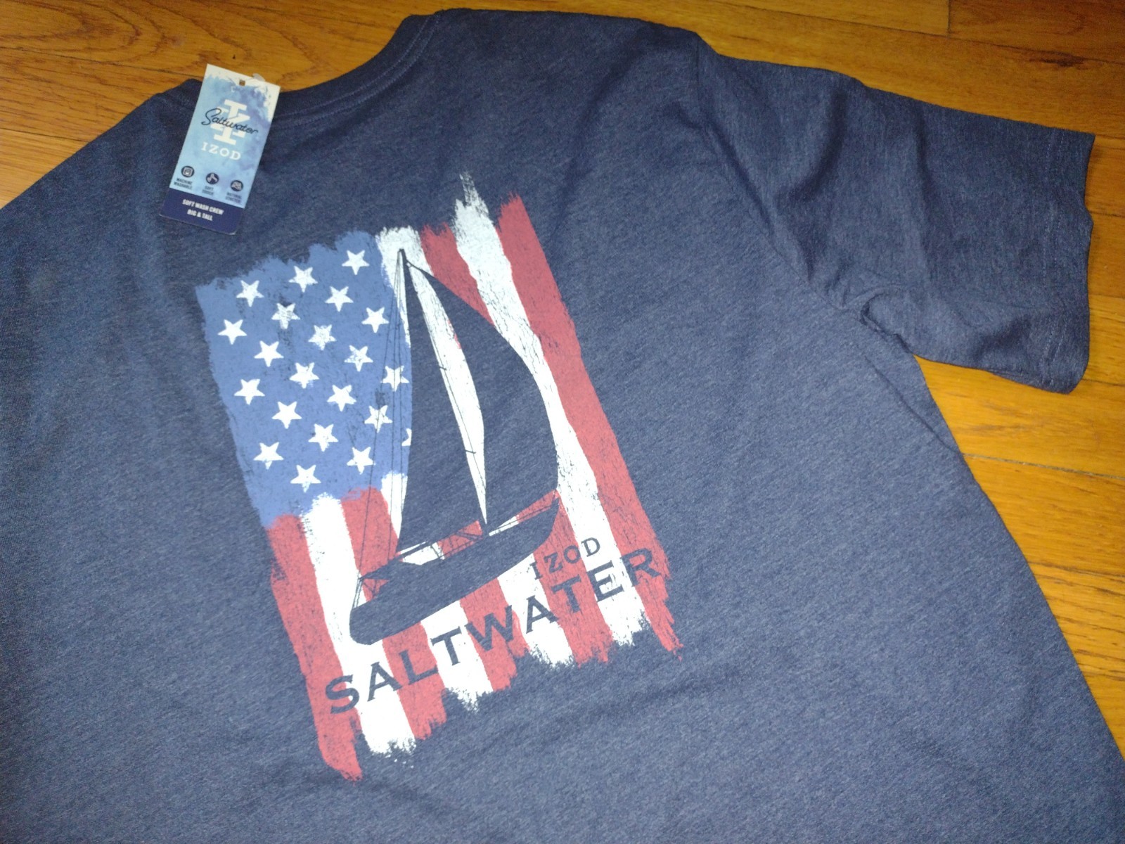 NWT, IZOD Men’s Saltwater Short Sleeve Cotton Blend Graphic T-Shirt