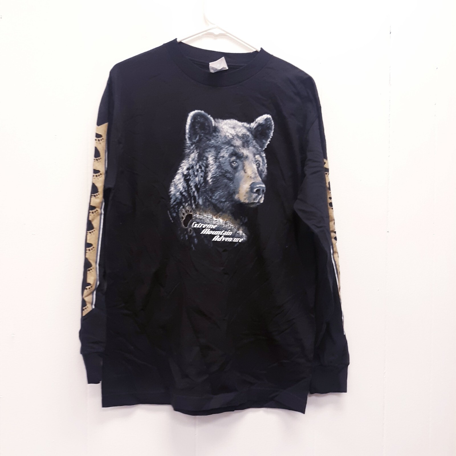 Alstyle Apparel & Activewear long Sleeve Sweater Mens M black Bear