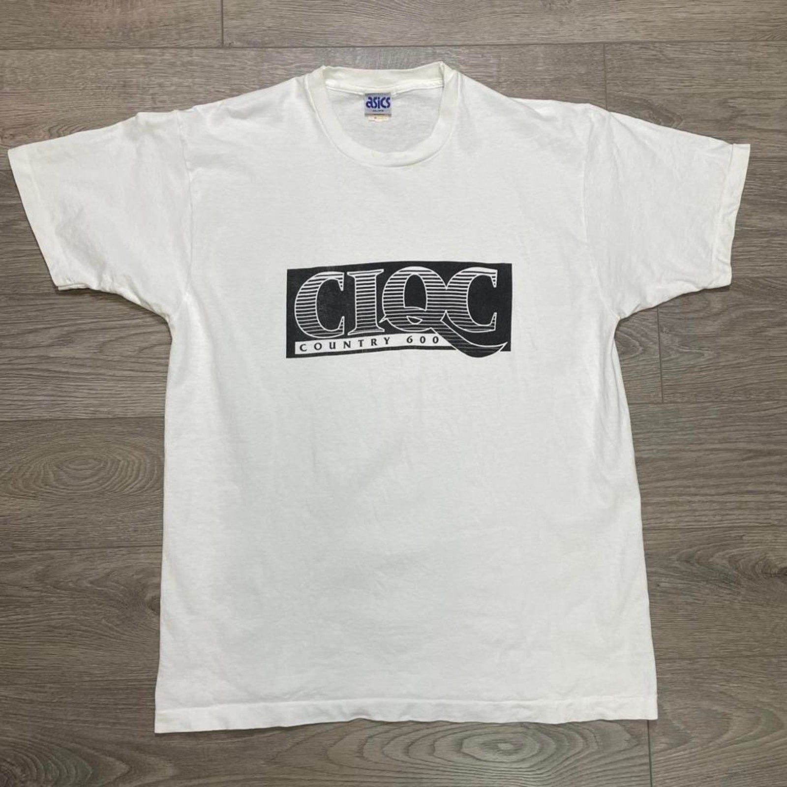 Vintage Asics CIQC Country 600 Graphic Tee Single Stitch White T-Shirt XL