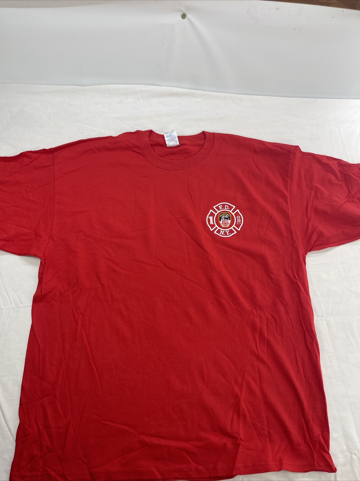 Gildan TShirt Mens Sz XL Red, White, Yellow FDNY New York Fire Dept LOGO New