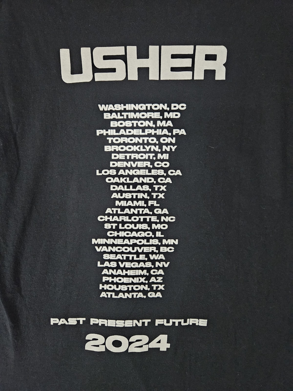 USHER LEANING TOUR T-SHIRT USHER LEANING TOUR T-SHIRT Small Adult Black