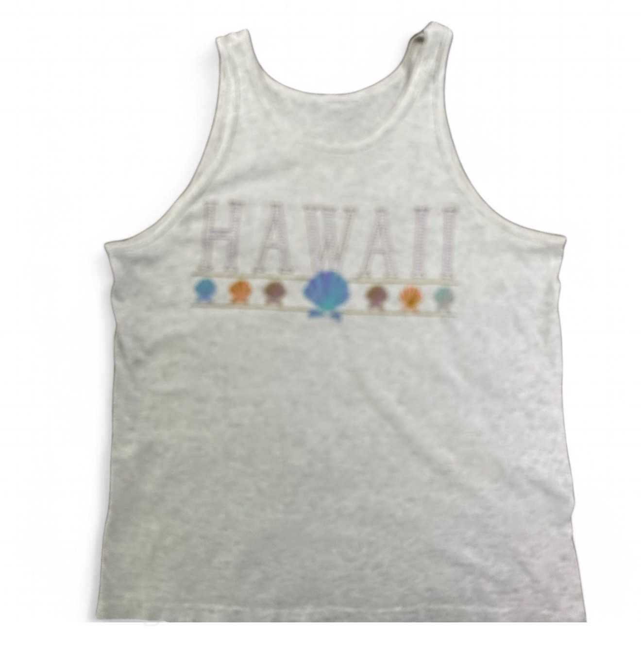 GRAY HAWAII GRAPHIC PRINT TANK TOP, CHEST 47 IN, LENGTH 30.5 IN *see flaw in pic