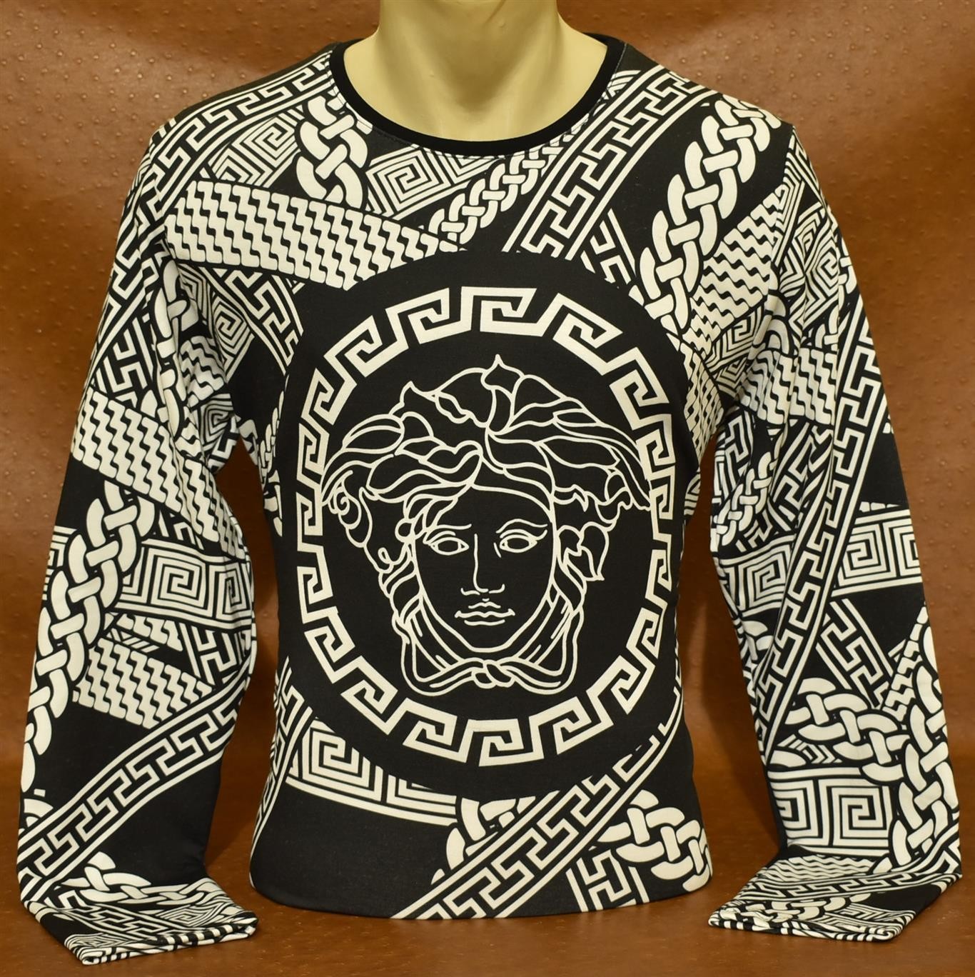 Versace Men’s Medusa Greek Key Chain Print Long Sleeve Tee Black Ivory Size M