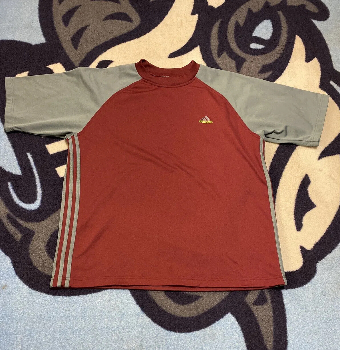 Adidas Casual Workout Gym Active Wear Top Maroon Gray Shirt Men’s Size Large