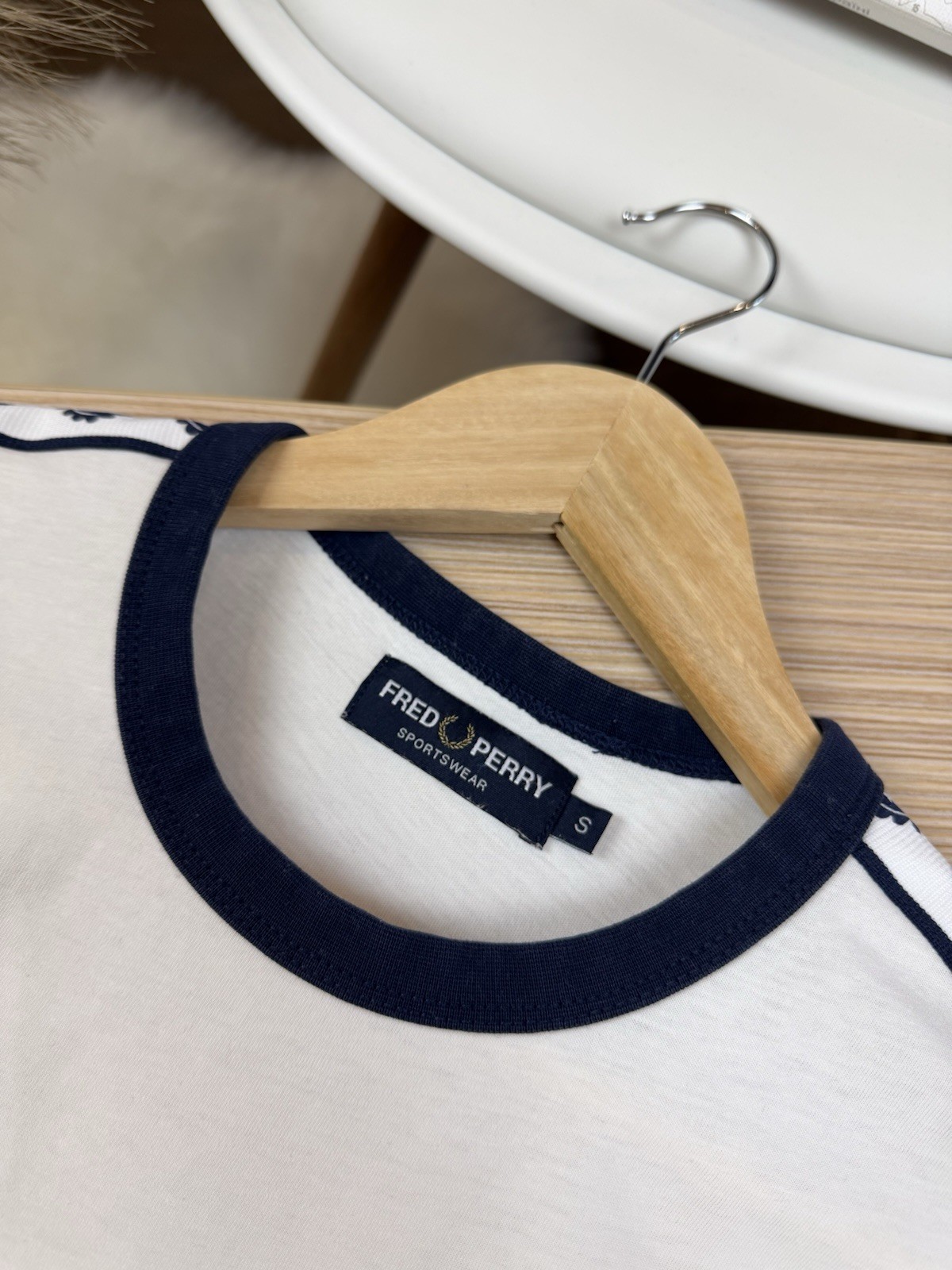 Fred Perry Taped Ringer Shirt Mens Size S White Laurel Wreath Sleeve M6347