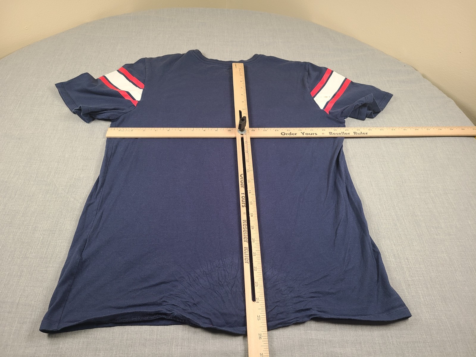Nike Shirt Mens Large Blue Center Swoosh Spellout Logo Sports Tee