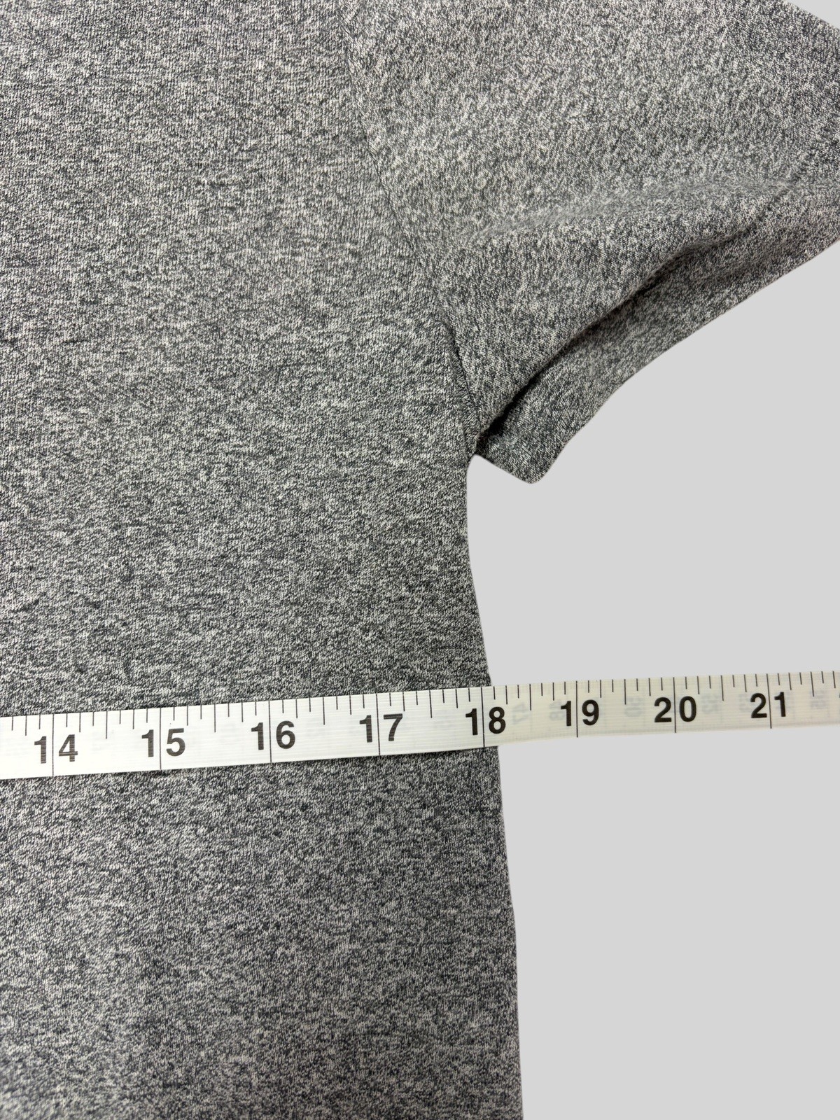 Old Navy Mens Medium Gray Short Sleeve T-Shirt
