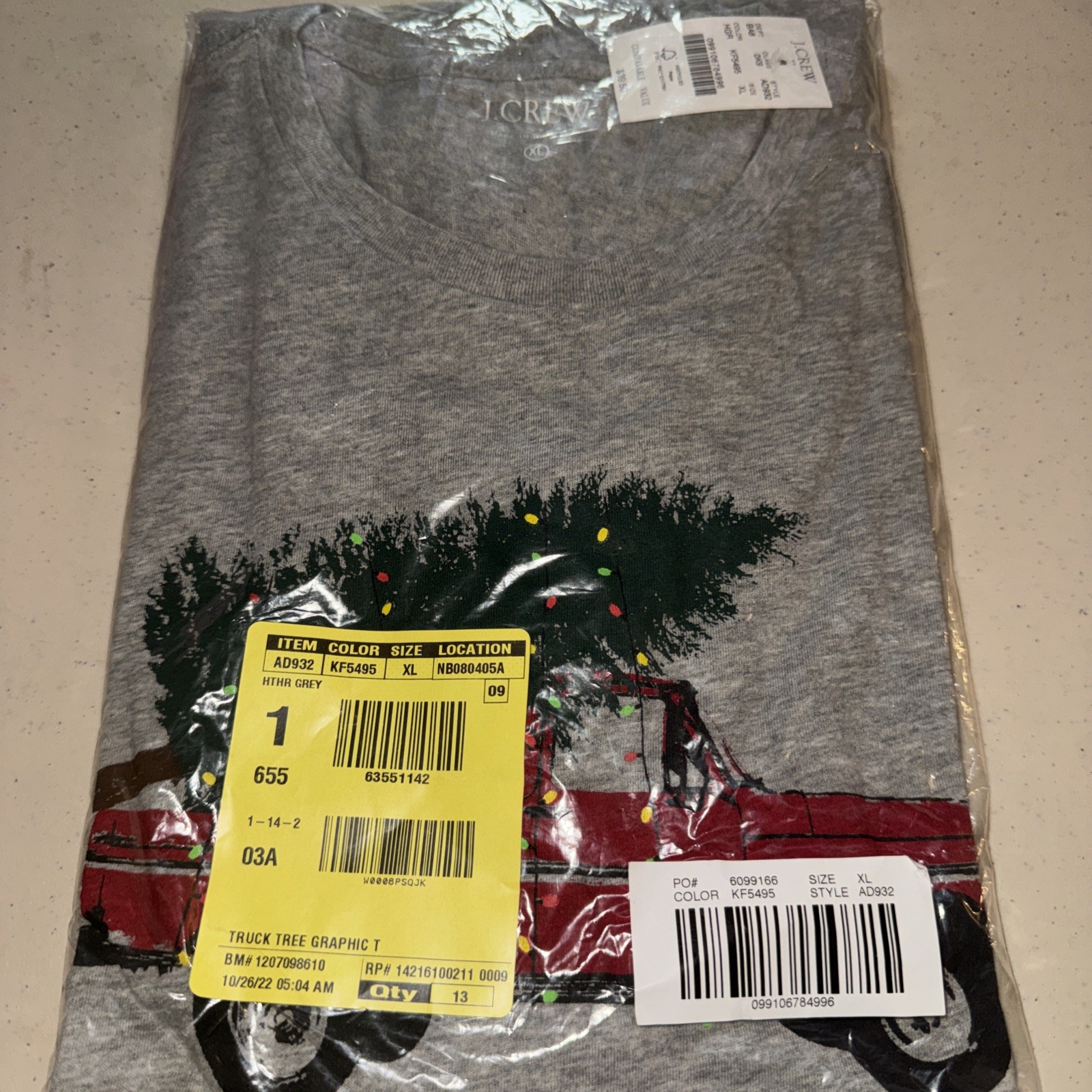 J. Crew Men’s Truck Christmas Gray Graphic Tee Shirt XL Re-Imagined NEW