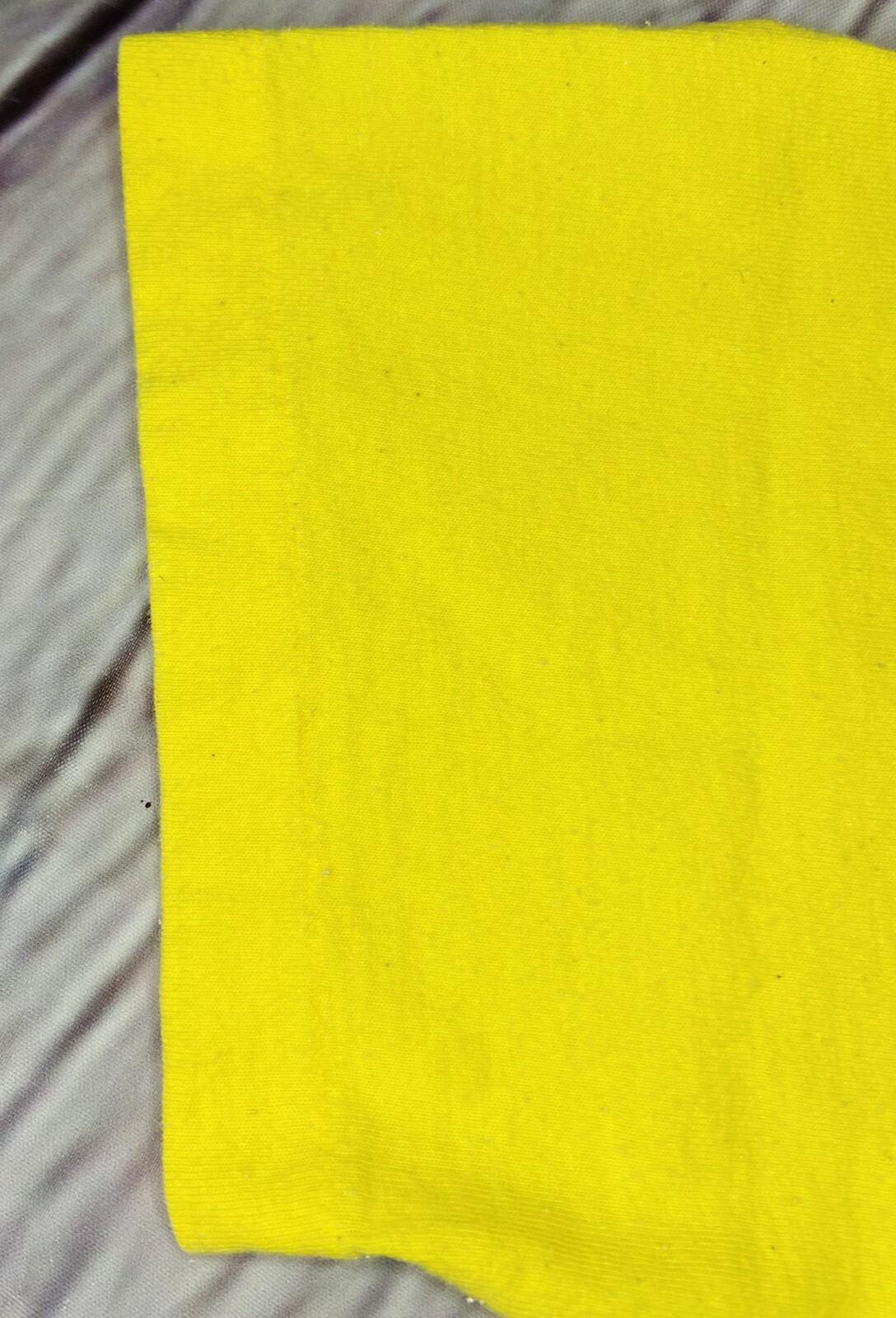 *VINTAGE* Anvil 1980s Flat Island Fins Men’s Yellow Single-Stitch Shirt; Size L
