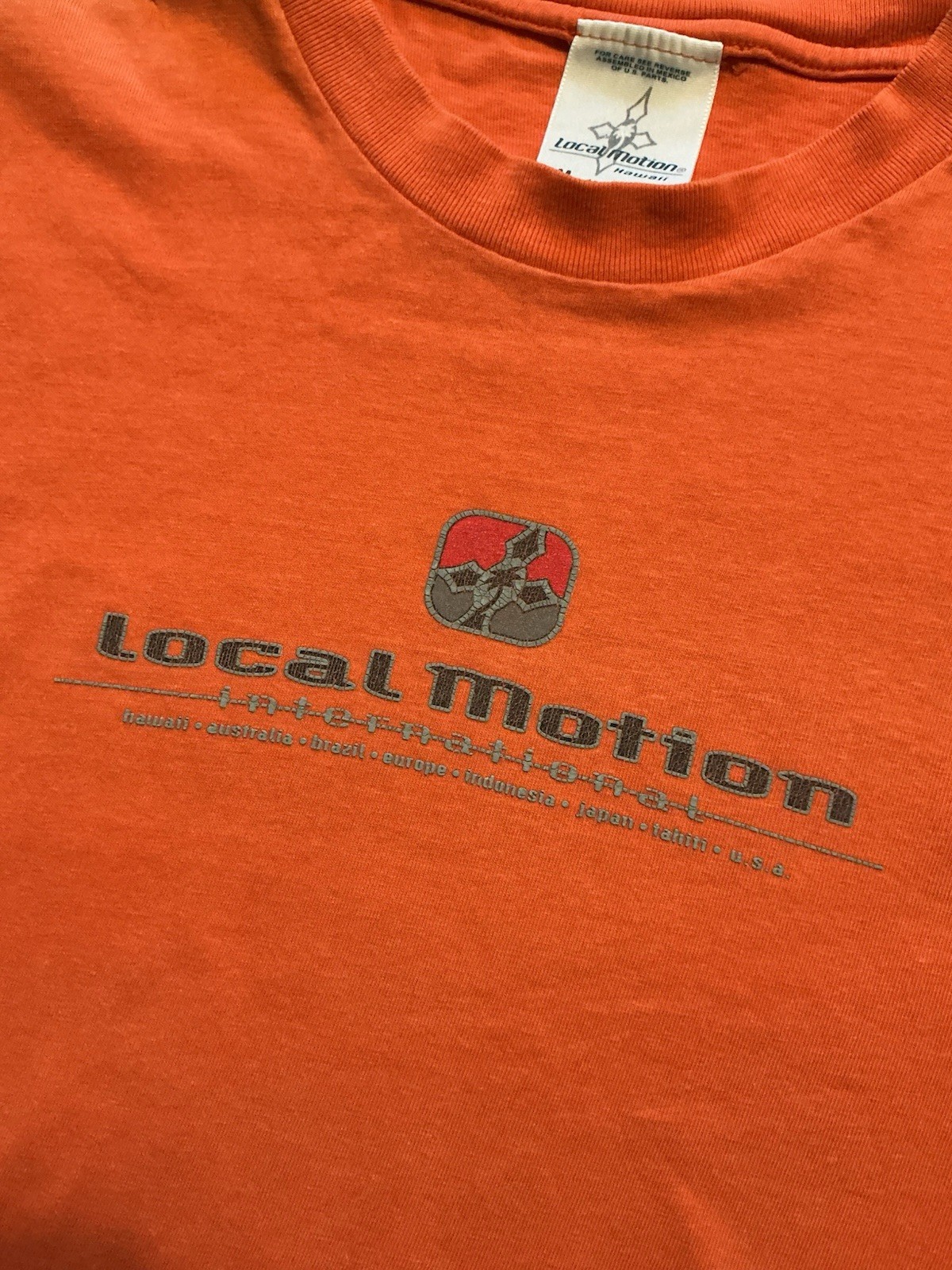 Vintage Local Motion International Hawaii Orange Surf Graphic S/S T-Shirt Sz. M