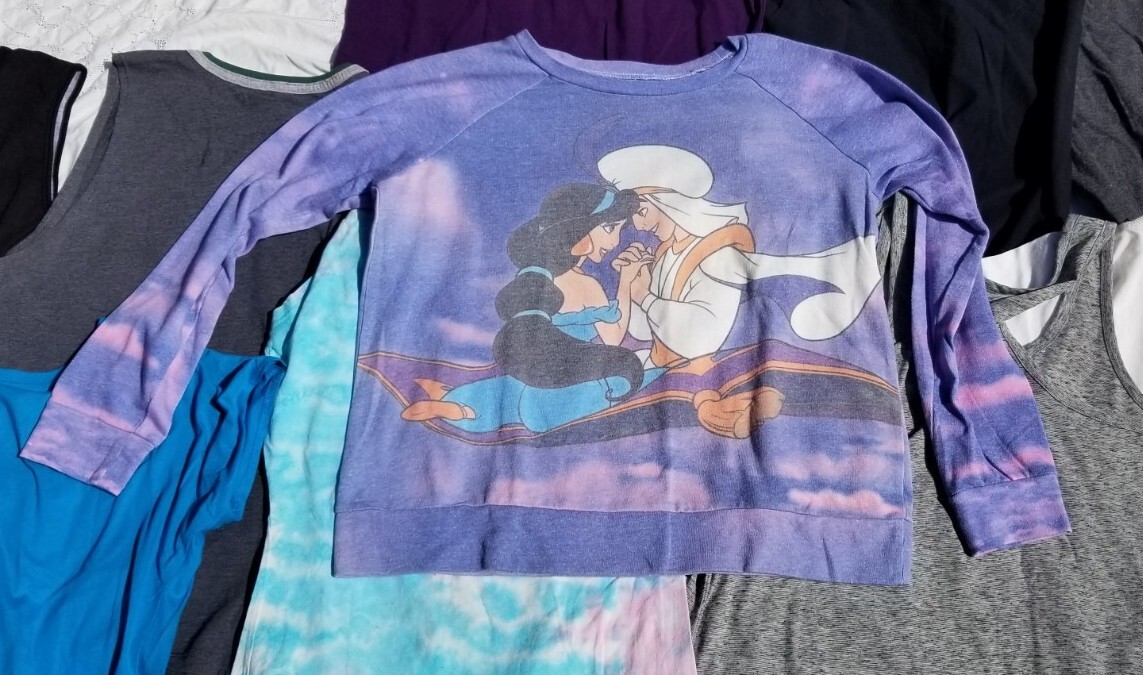 Womens Disney T Shirt 12 Lot Medium Sleeping Beauty Aladdin Princess w/ Leggings