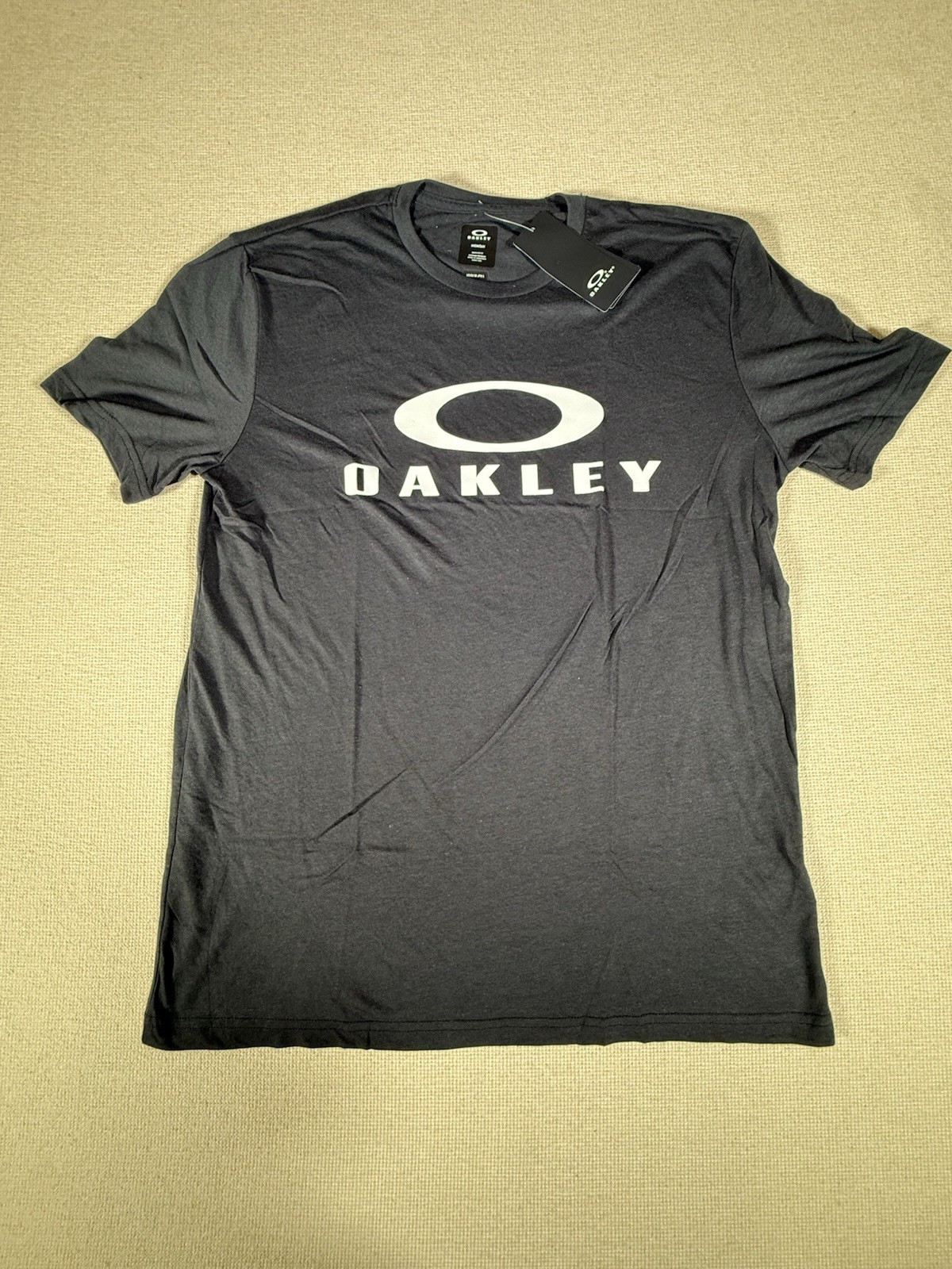 OAKLEY O BARK BLACKOUT T-Shirt NWT Medium FREE SHIPPING!!!