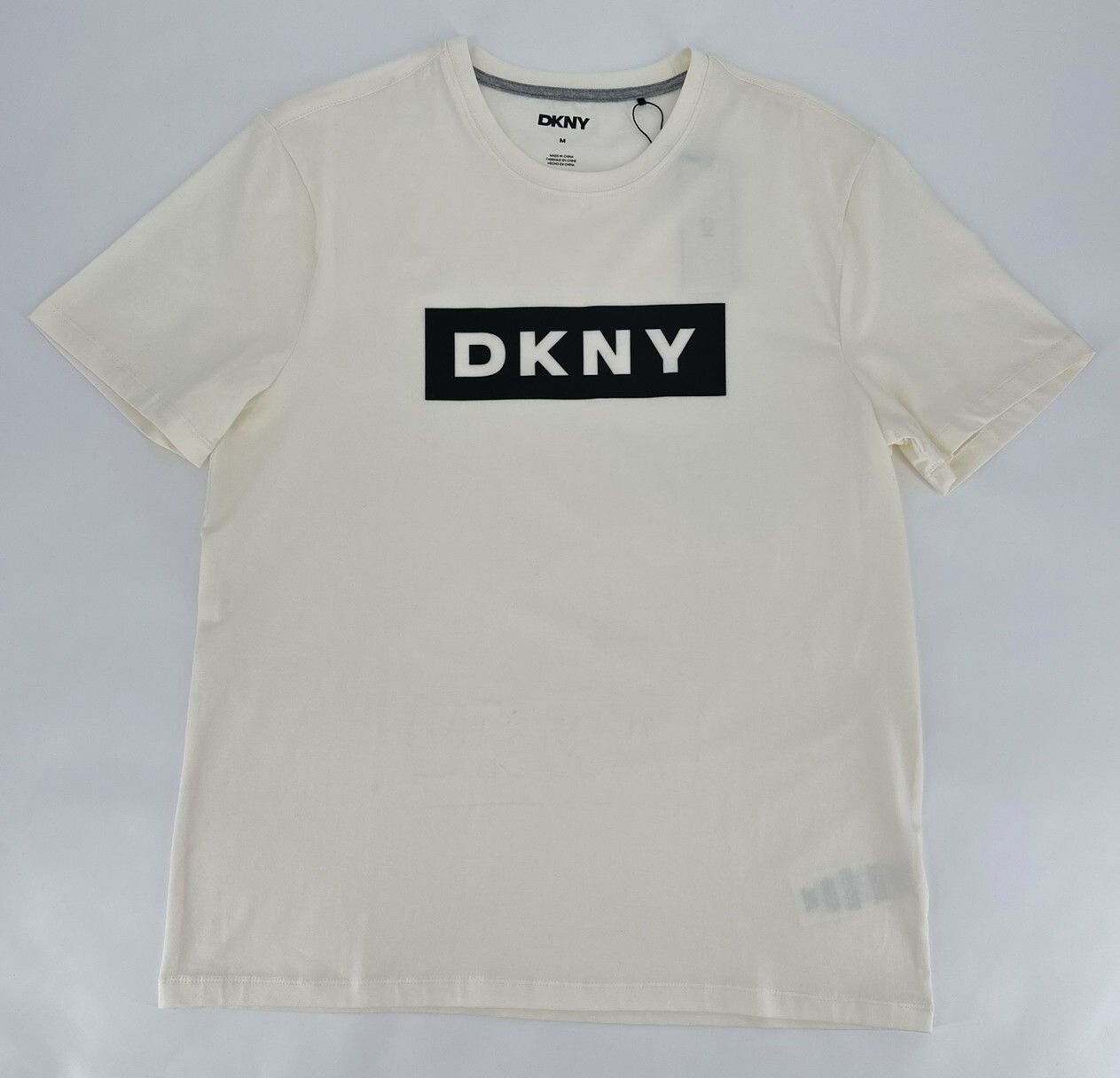 DKNY T-Shirt Mens Medium Tofu Box Logo Designer Crewneck Tee Cotton Retro Y2K
