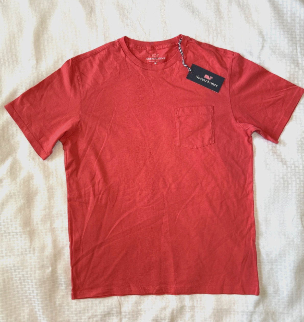 Vineyard Vines Men’s Jetty Red T-Shirt w/Pocket Sz Med New w/tag Free Shipping!