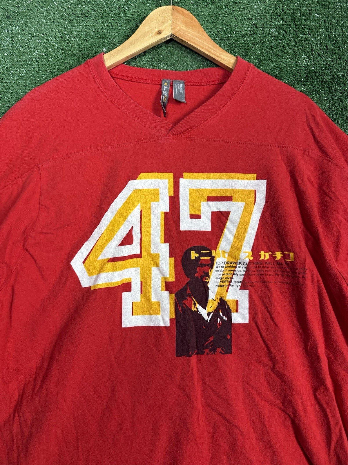 VTG Levis Silver tab 47 Top Drawer Clothing T Shirt Adult L Red Chinese Letter