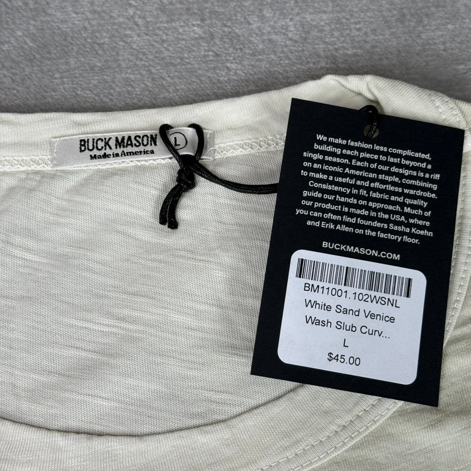 Buck Mason Venice Wash Slub Knit Curved Hem Tee Mens Large White Sand USA NWT