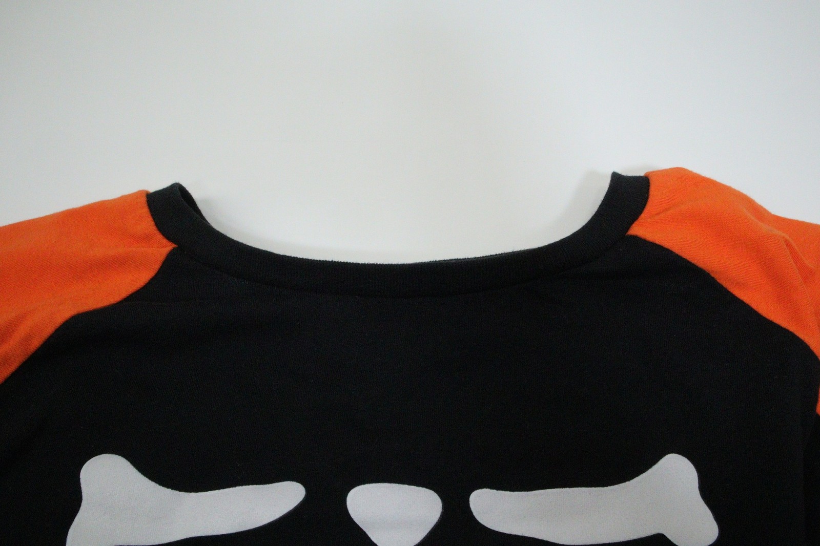Celebrate! Halloween Skeleton Candy Long Sleeve T-Shirt XL T0500