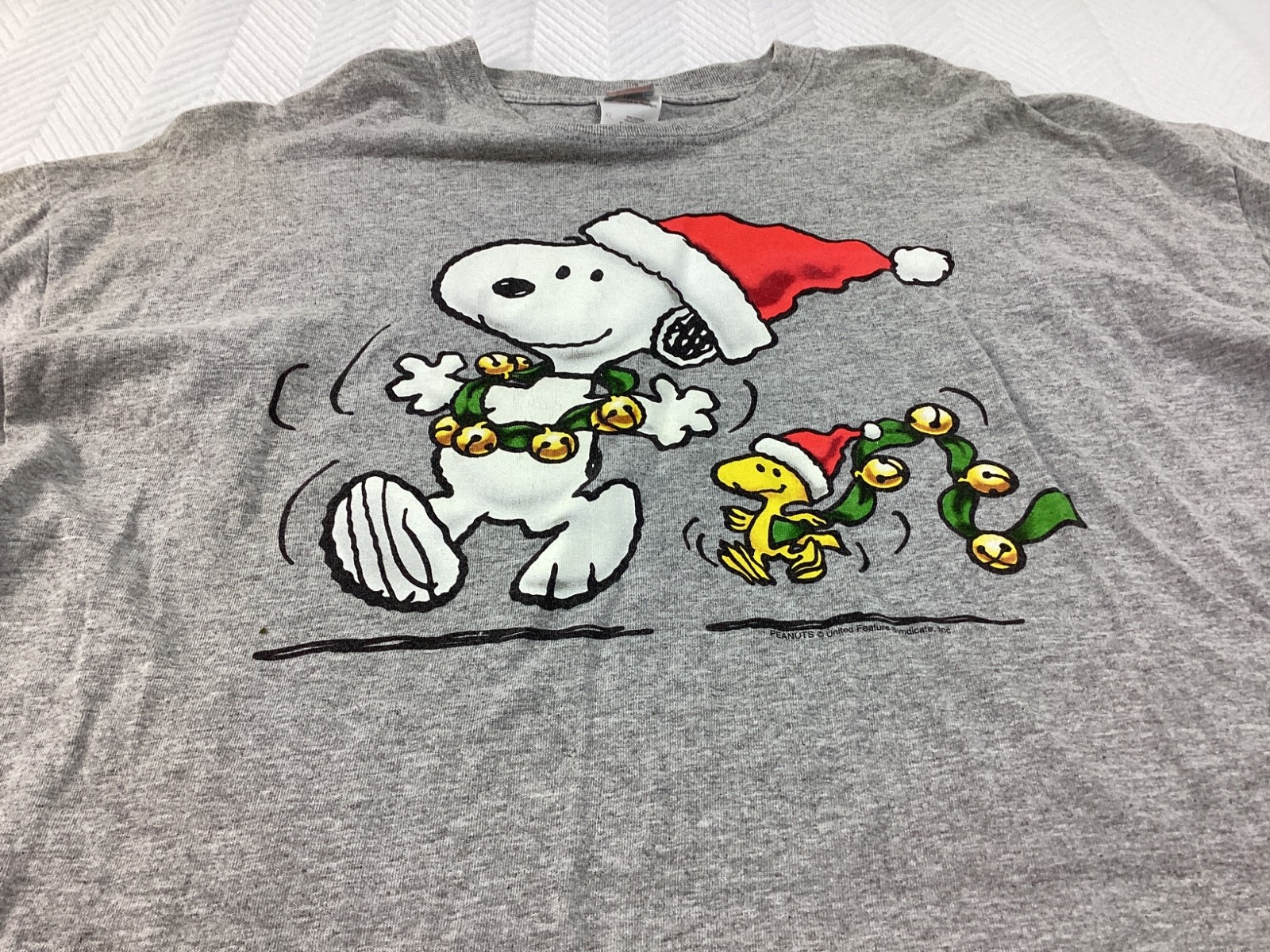 Peanuts Shirt Mens XL Gray Snoopy Woodstock Christmas Jingle Bells