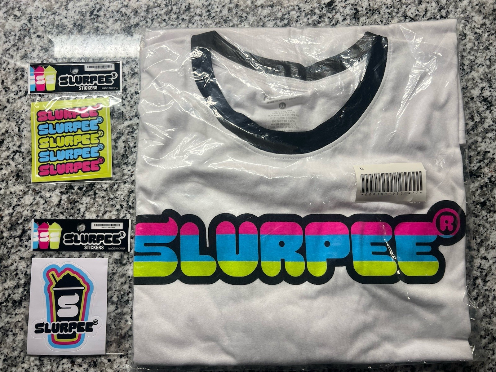 7-Eleven Slurpee Logo Men’s Graphic Print Short Sleeve T-Shirt White Black